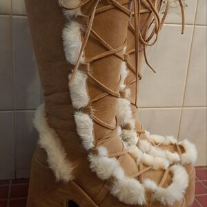 Demonia Camel-311 Size 11